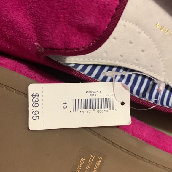 Beautiful GAP flats/ loafer BNWT - Picture 3 of 3